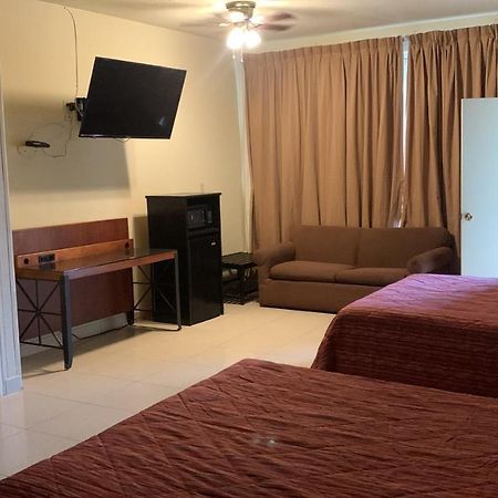 Hotel Plaza Riviera ماتاموروس المظهر الخارجي الصورة
